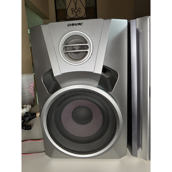 Sony Assorted Speakers With Subwoofer - Picture 7 of 11